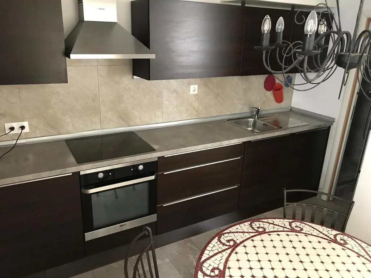 Apartment Figa Studio Apartman Kastela