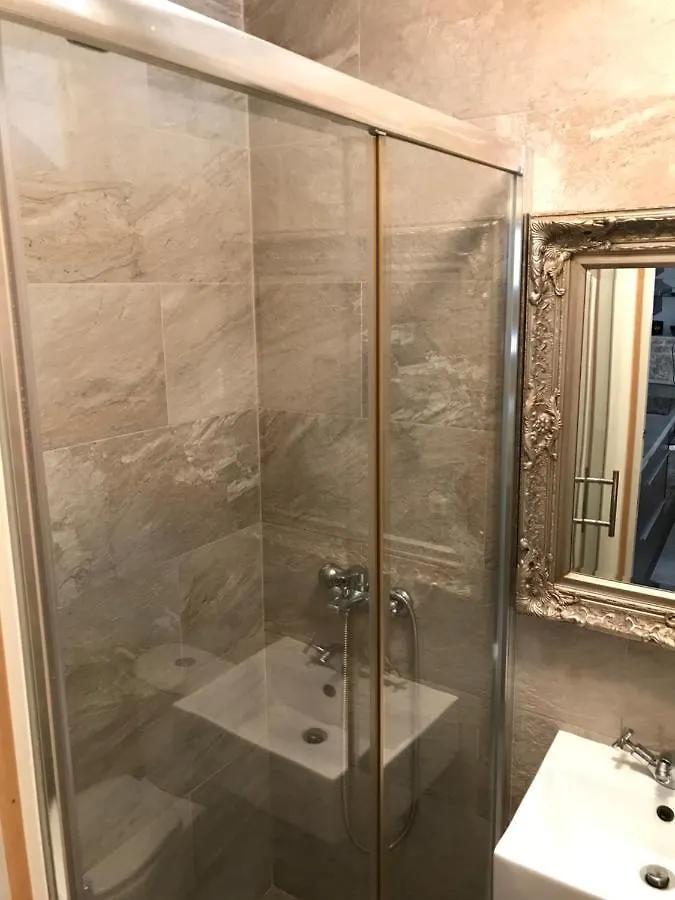 Figa Studio Apartman Kastela 0*,